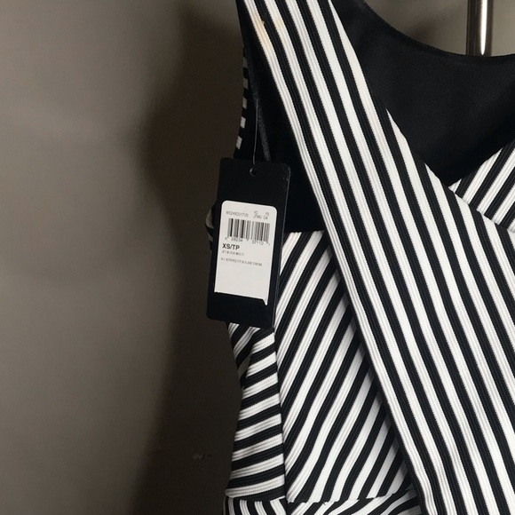 Fit and flare dress - Picture 4 of 4